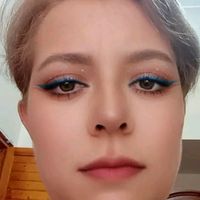 vivianatrifiro