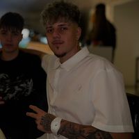 adrian.19_02