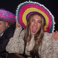 annieknitterx
