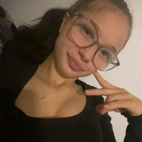 olivia._hef09