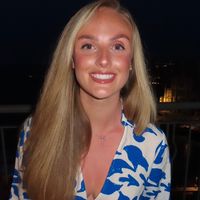 olivia_annjones