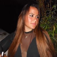 nicoleaharoni
