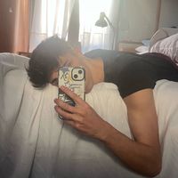 Manchild Sabrina Carpenter versión medieval