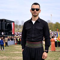 الصوت الأصلي