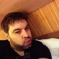 brunette and coquette