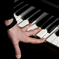 оригинальный звук