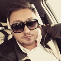 Leo de la Rosiori USB