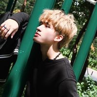 nhạc nền - Việt Khánh