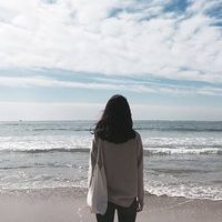 ฝ้ายผูกแขนร.อ