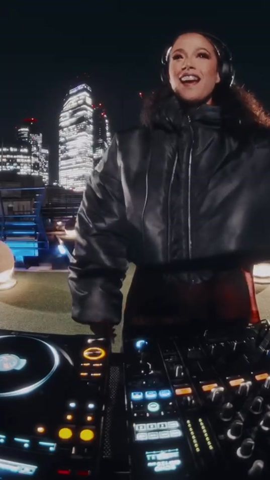 TikTok video thumbnail by jazzy