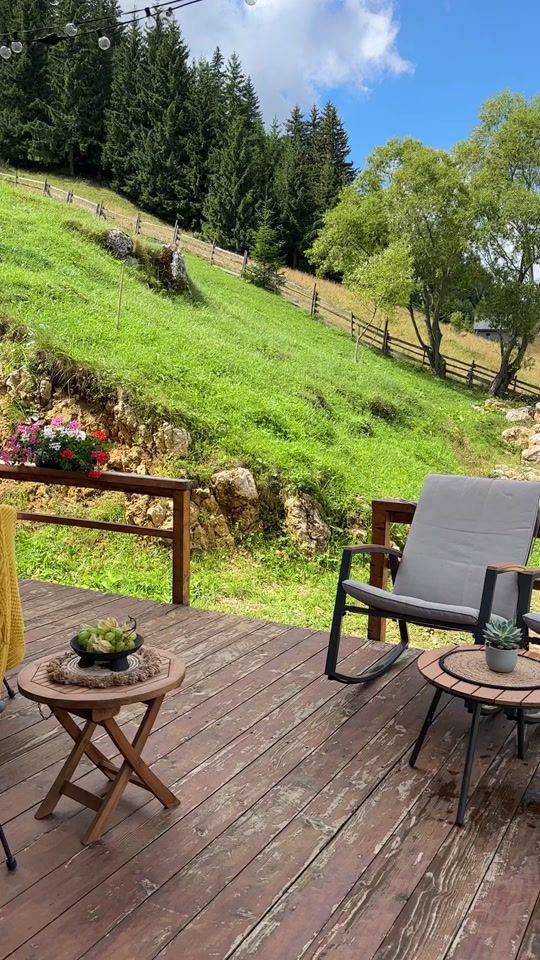 TikTok video thumbnail by casadesubmuntecozychalet