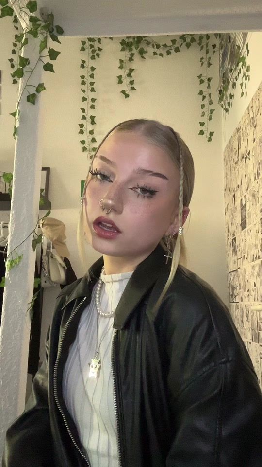 TikTok video thumbnail by __larii.x__