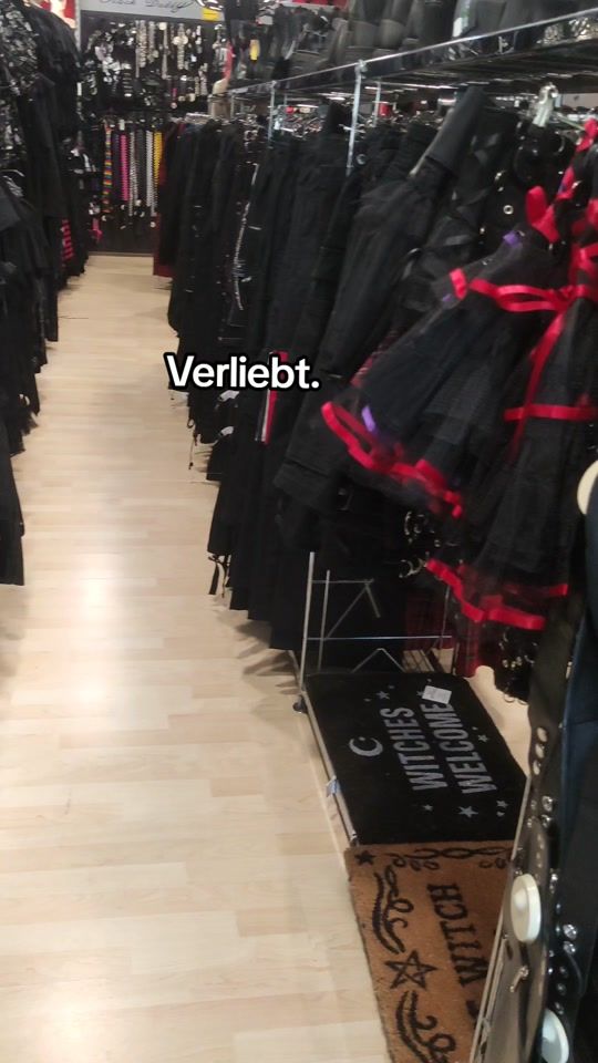 TikTok video thumbnail by em0with3goissues