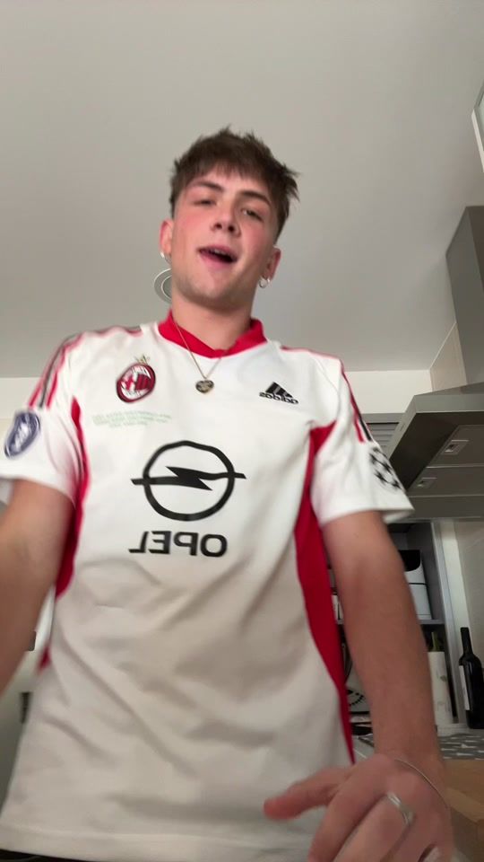 TikTok video thumbnail by arturjuaan_