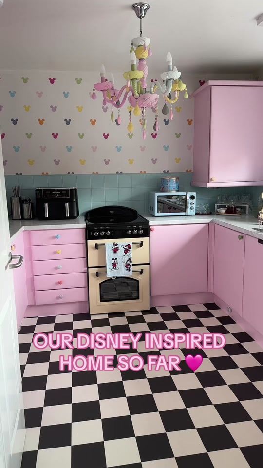 TikTok video thumbnail by jessdoinglifee