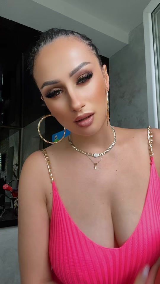TikTok video thumbnail by macoveicristina5