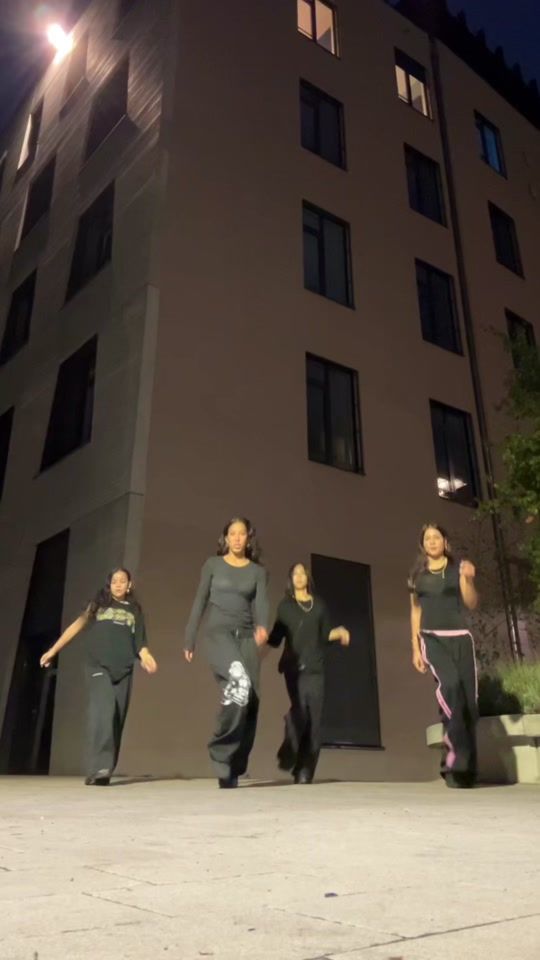 TikTok video thumbnail by 4localdancers