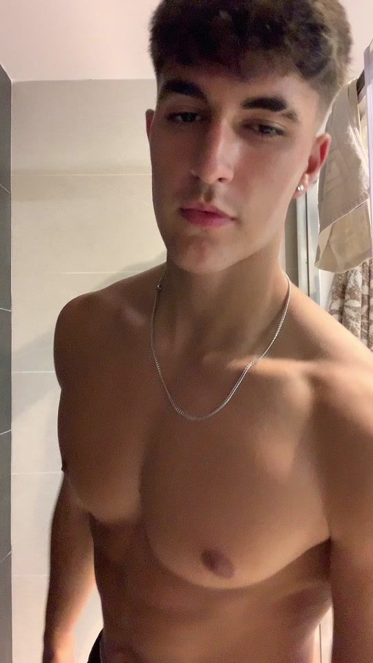 TikTok video thumbnail by aleexvalls3