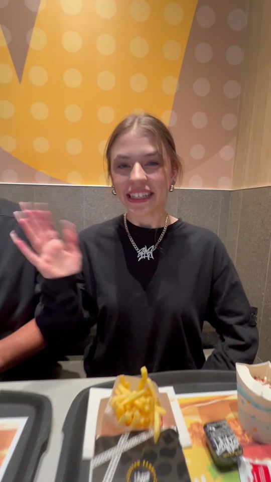 TikTok video thumbnail by bambi.bambiszon