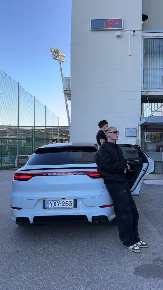 TikTok video thumbnail by isacelliotofficial