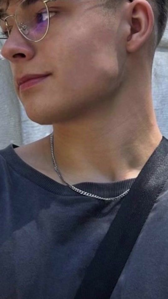 TikTok video thumbnail by essentialssformen