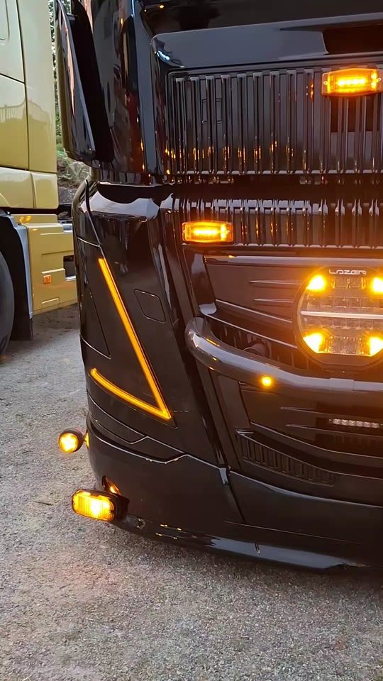 TikTok video thumbnail by truckspotting29