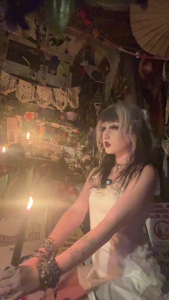 TikTok video thumbnail by lobotomyhousewifed