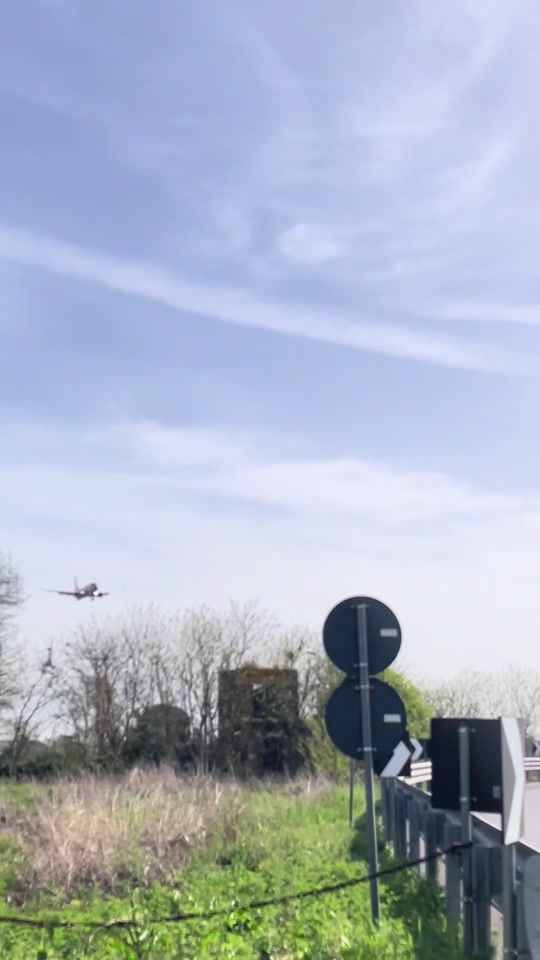 TikTok video thumbnail by vola_con_andrew