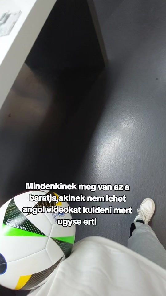 TikTok video thumbnail by _kicsirekaa._