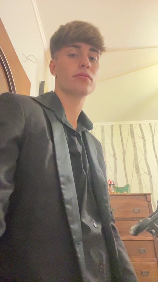 TikTok video thumbnail by davidecarbonee