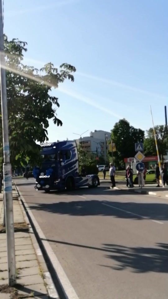 TikTok video thumbnail by d_truckspotting