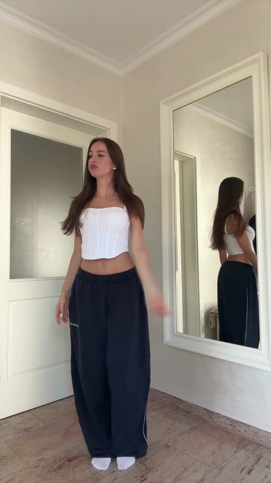 TikTok video thumbnail by dancinglorena
