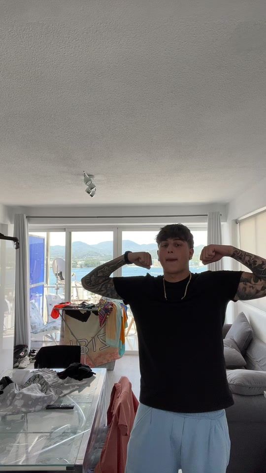 TikTok video thumbnail by andreaamato__
