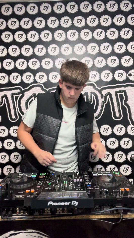 TikTok video thumbnail by dj_totote