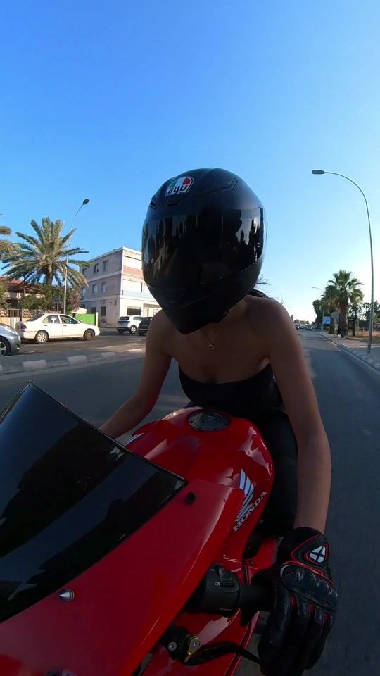 TikTok video thumbnail by moto_barbiee