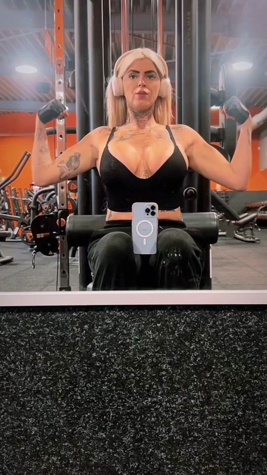 TikTok video thumbnail by arianamelu