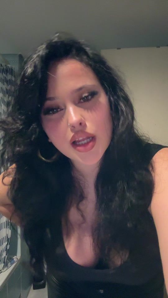 TikTok video thumbnail by alexiaamkp