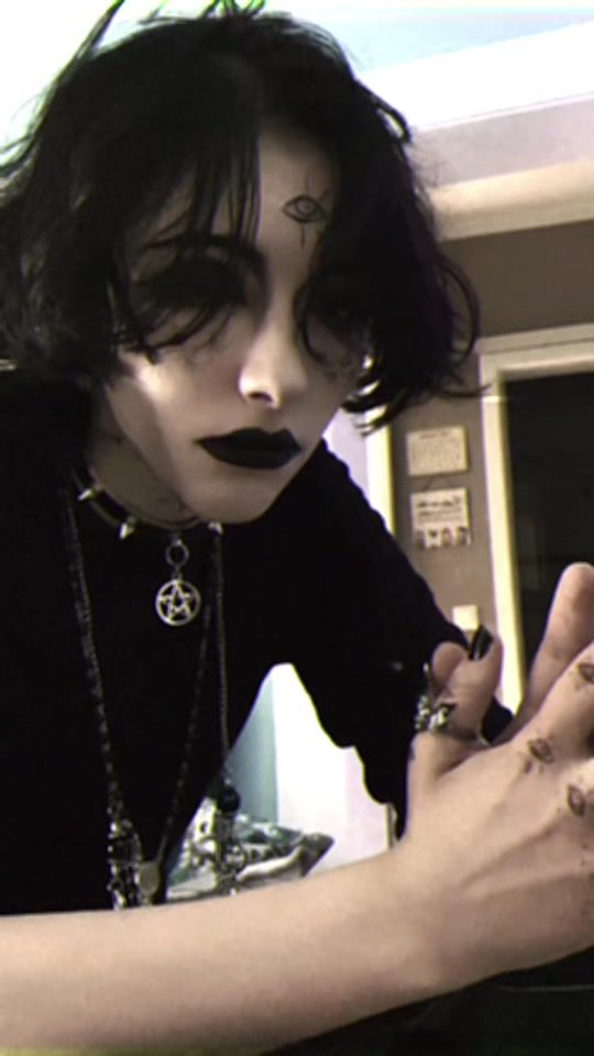 TikTok video thumbnail by doorkeayschild