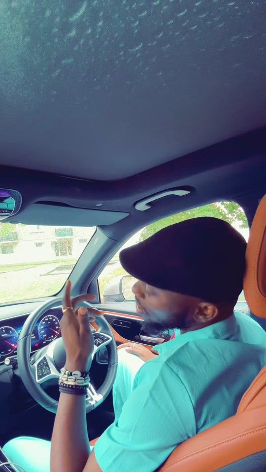 TikTok video thumbnail by jojolecomedien1