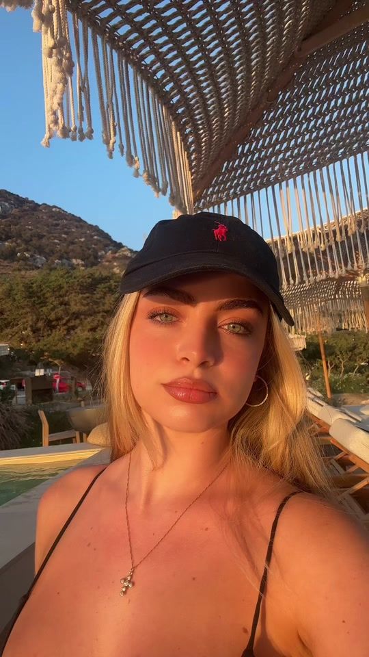 TikTok video thumbnail by caralessia