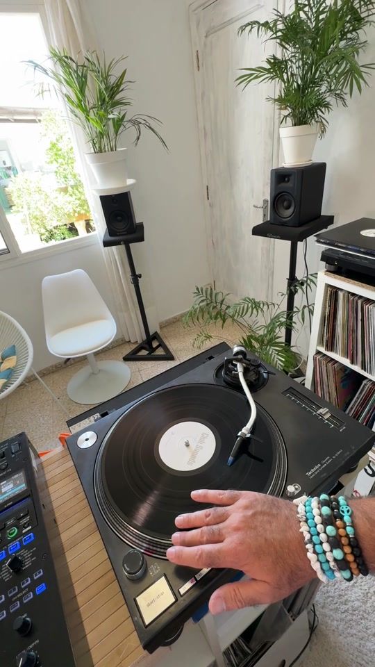 TikTok video thumbnail by ibizarecords