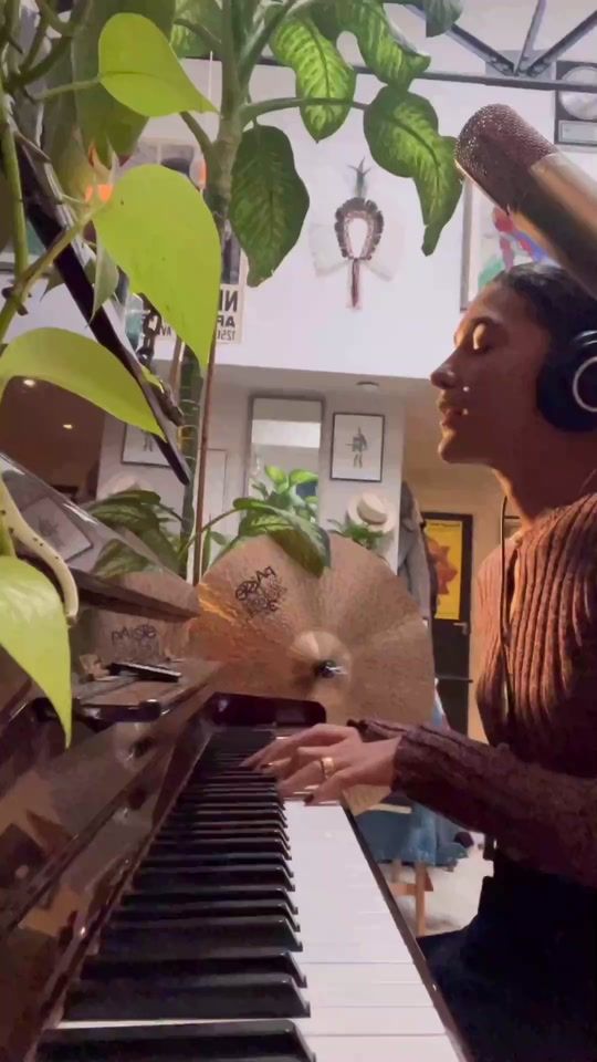 TikTok video thumbnail by oliviadeano_