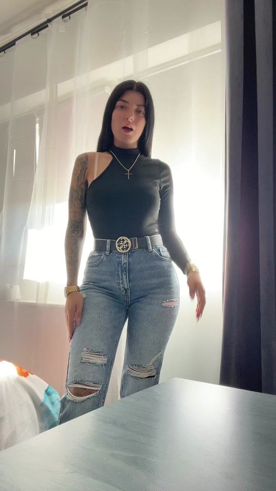 TikTok video thumbnail by vanessa_mariaa03