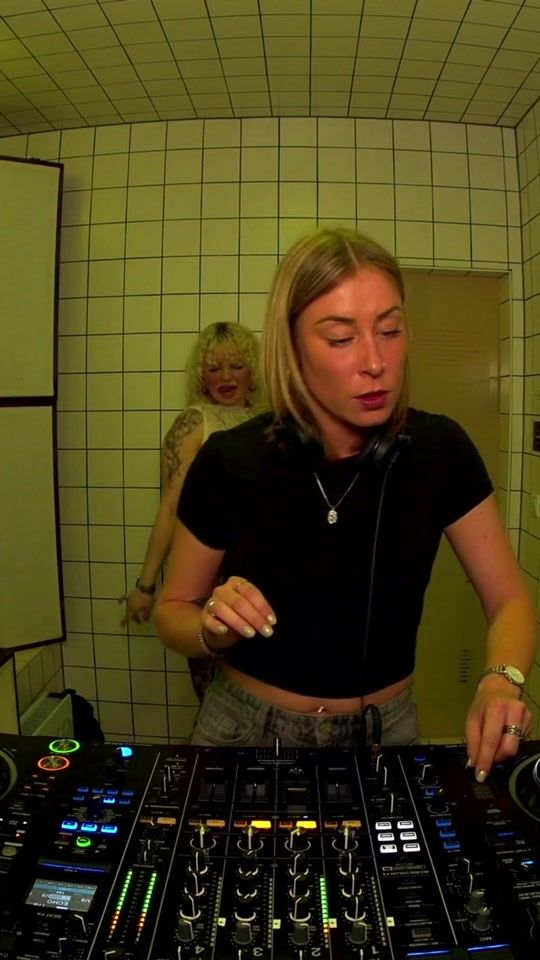TikTok video thumbnail by hoer.berlin