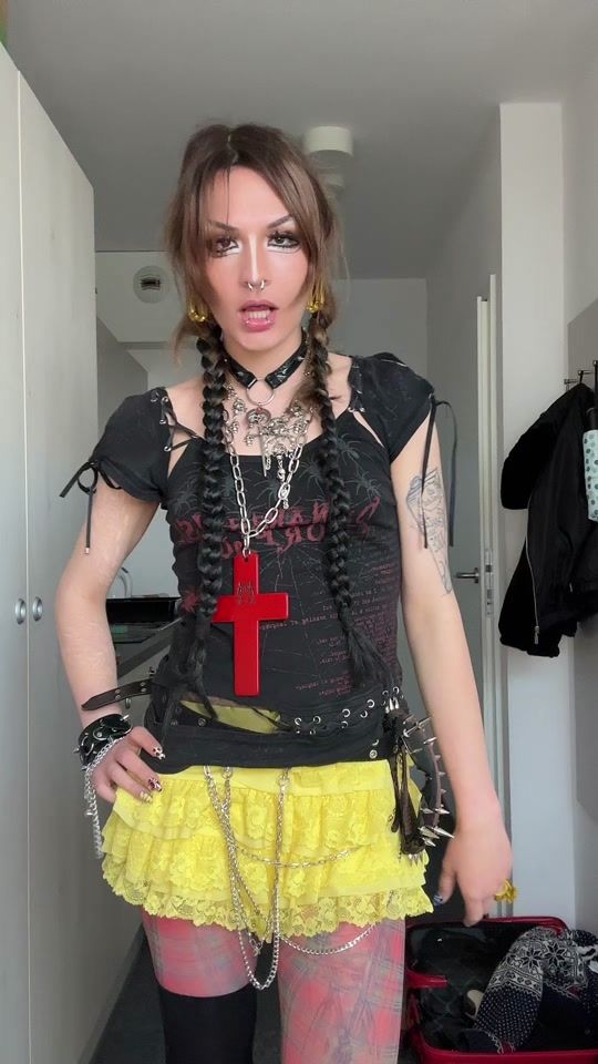 TikTok video thumbnail by emo.d0lly