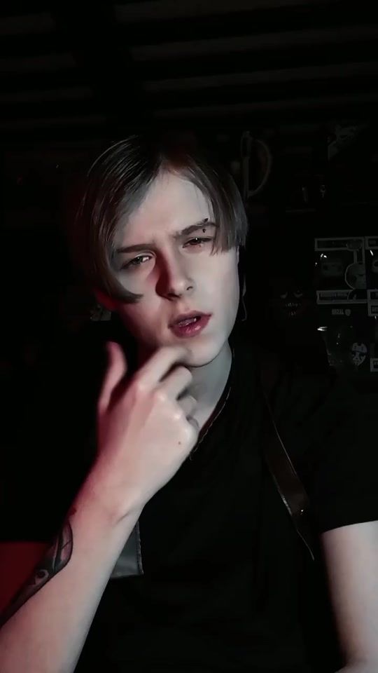 TikTok video thumbnail by oliverthecosplayer