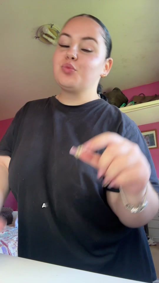 TikTok video thumbnail by brunallexandra._