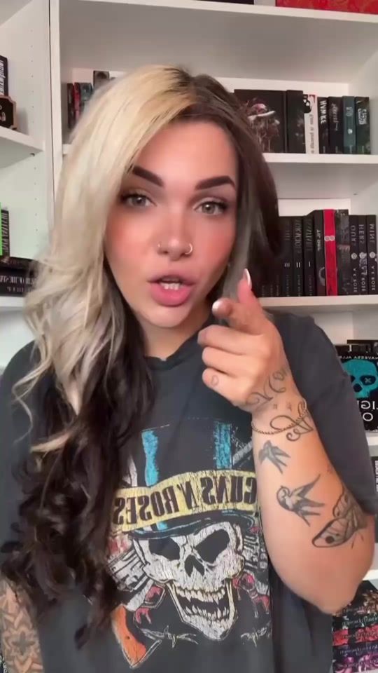 TikTok video thumbnail by laylabaylabooks