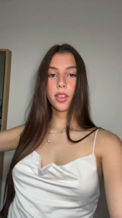 TikTok video thumbnail by _.iaracosta._03
