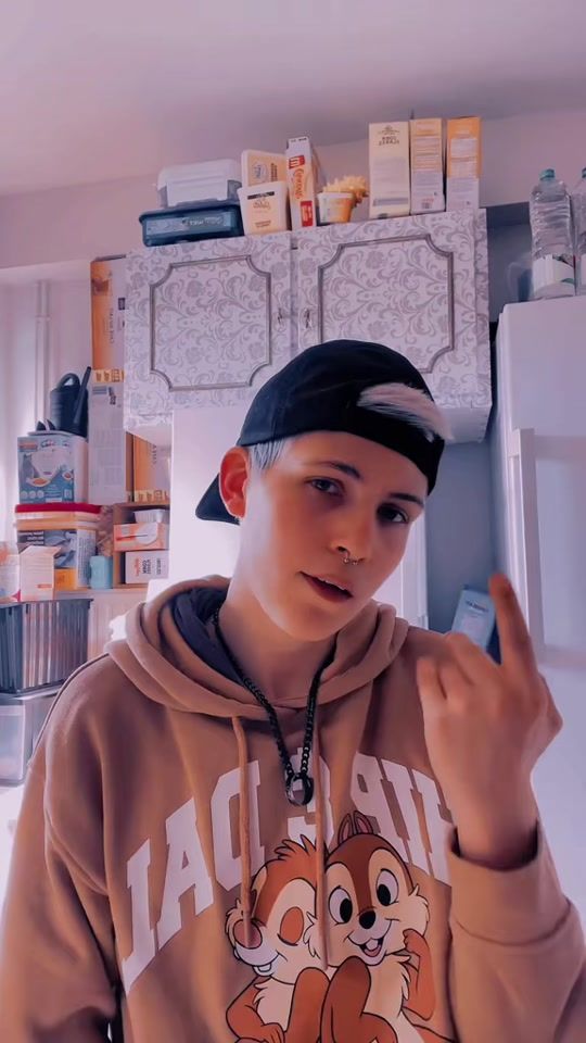 TikTok video thumbnail by laurabossiroy